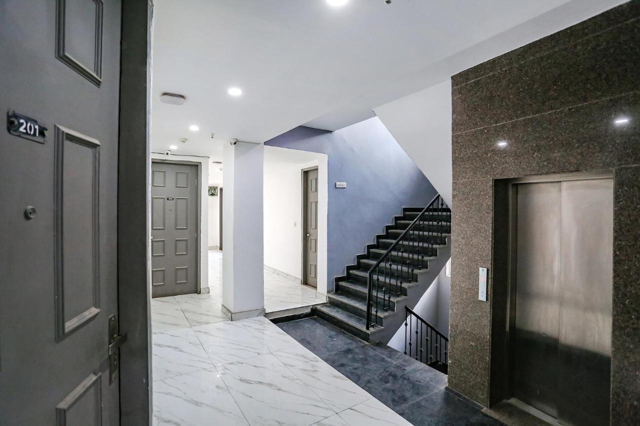 Fabhotel Vat - Meera Bagh Delhi  Eksteriør billede