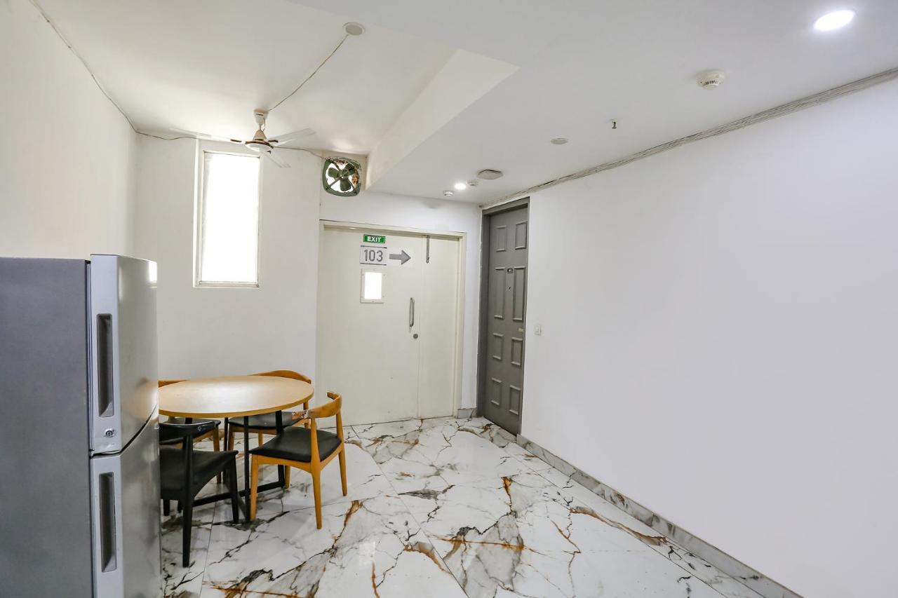 Fabhotel Vat - Meera Bagh Delhi  Eksteriør billede